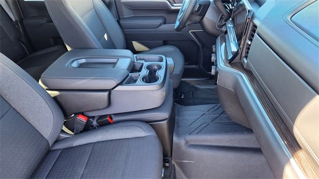 2025 Chevrolet Silverado 1500 LT LT1