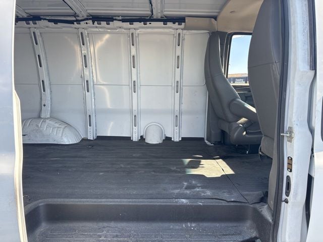 2023 Chevrolet Express 2500 Work Van Cargo