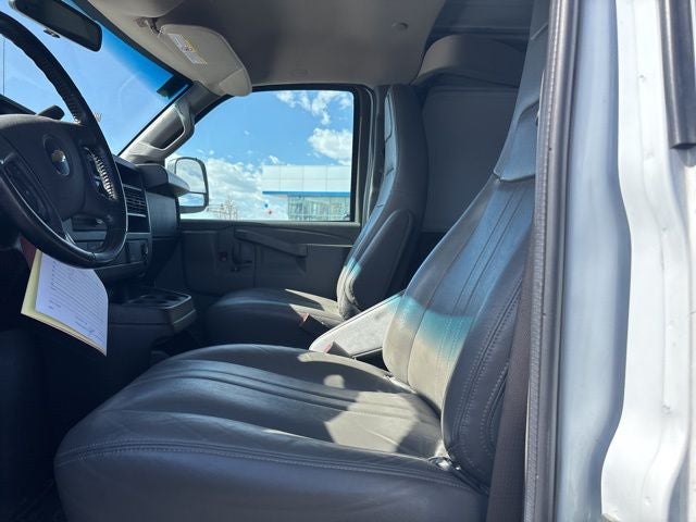 2023 Chevrolet Express 2500 Work Van Cargo