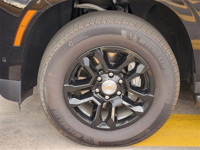 2025 Chevrolet Suburban LT