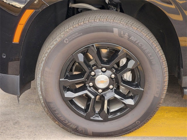 2025 Chevrolet Suburban LT