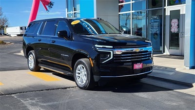 2025 Chevrolet Suburban LT