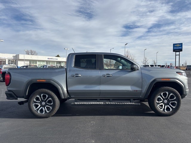 2023 GMC Canyon AT4