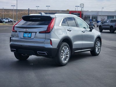 2025 Cadillac XT4 Premium Luxury