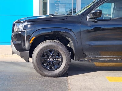 2024 Nissan Frontier SV