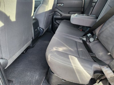 2024 Nissan Frontier SV