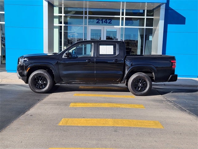 2024 Nissan Frontier SV