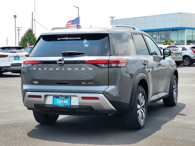 2025 Nissan Pathfinder SL