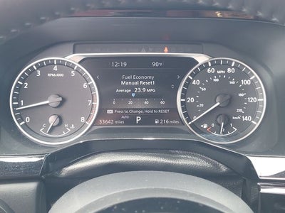 2025 Nissan Pathfinder SL