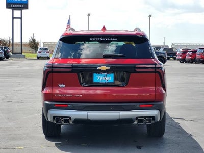 2025 Chevrolet Traverse LT