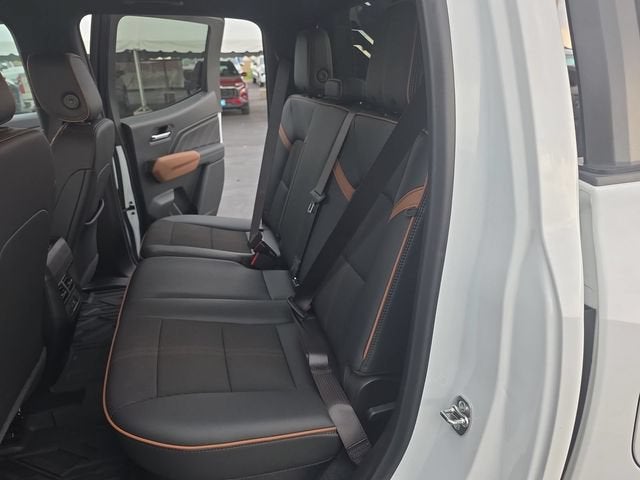 2025 GMC Canyon AT4