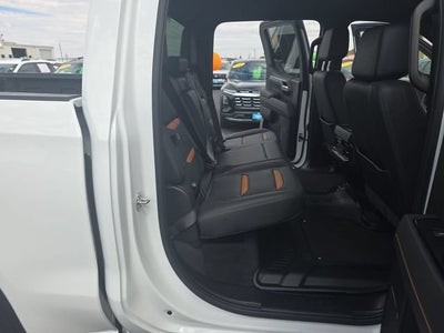 2025 GMC Sierra 1500 AT4