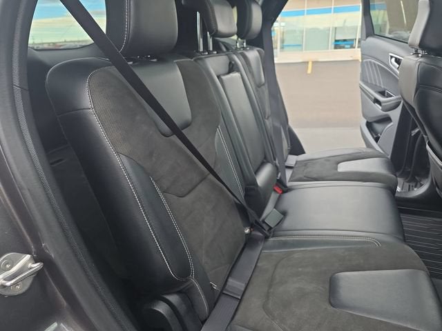 2020 Ford Edge ST
