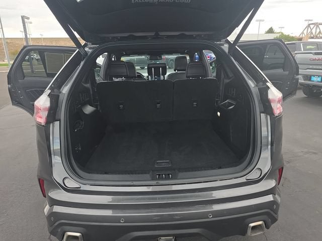 2020 Ford Edge ST