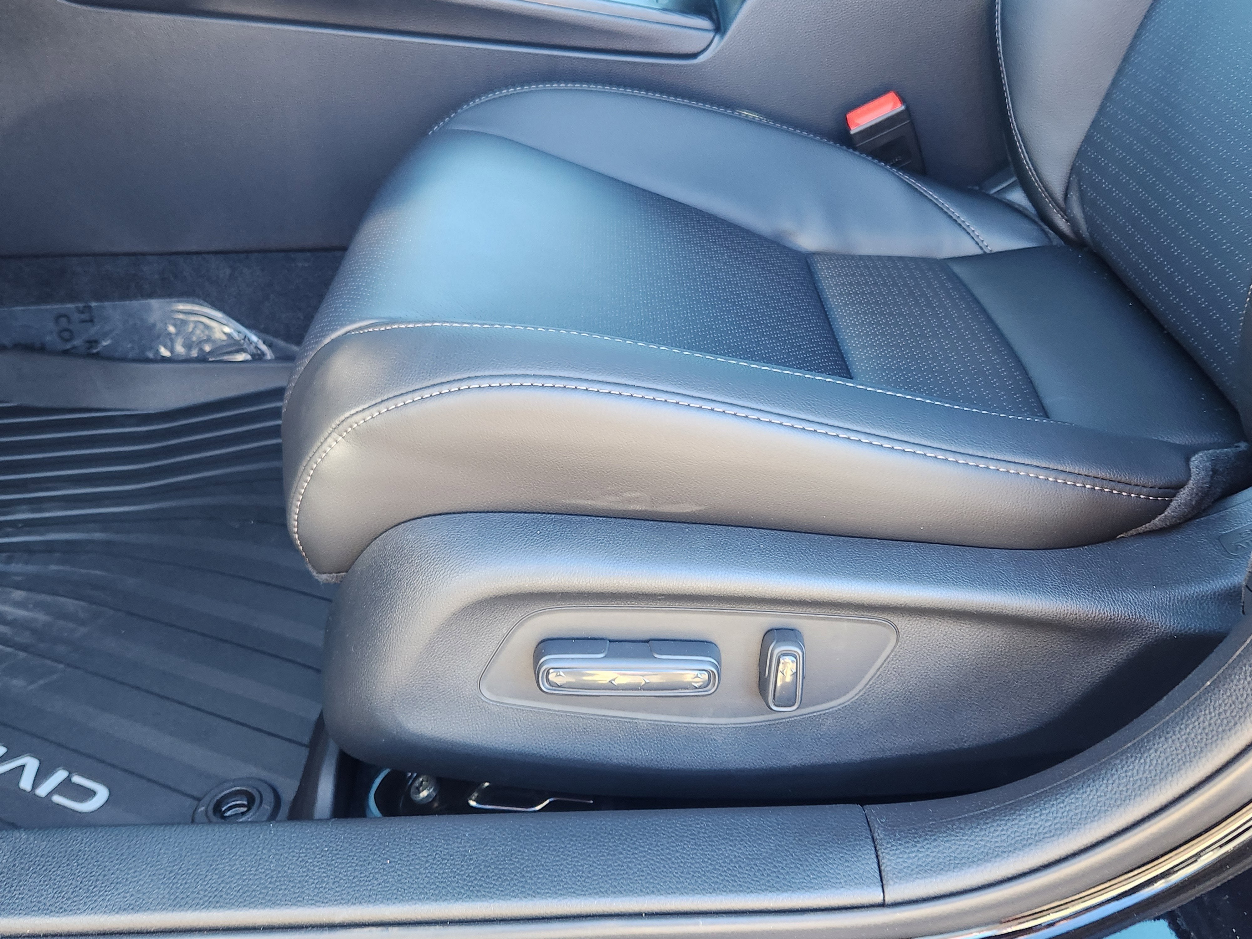 2026 Honda Civic Hatchback Hybrid Sport Touring