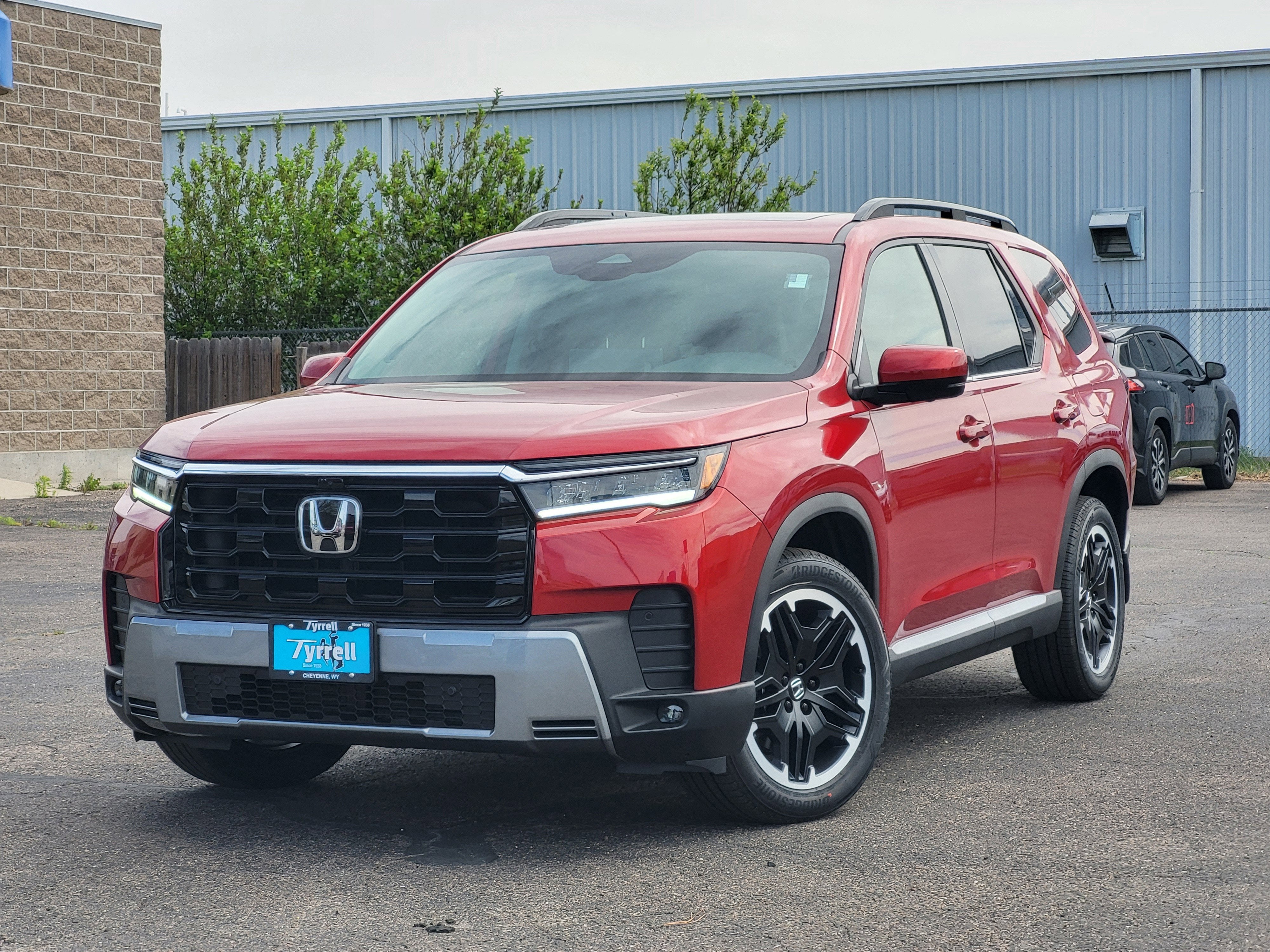 2026 Honda Pilot Touring AWD's photo