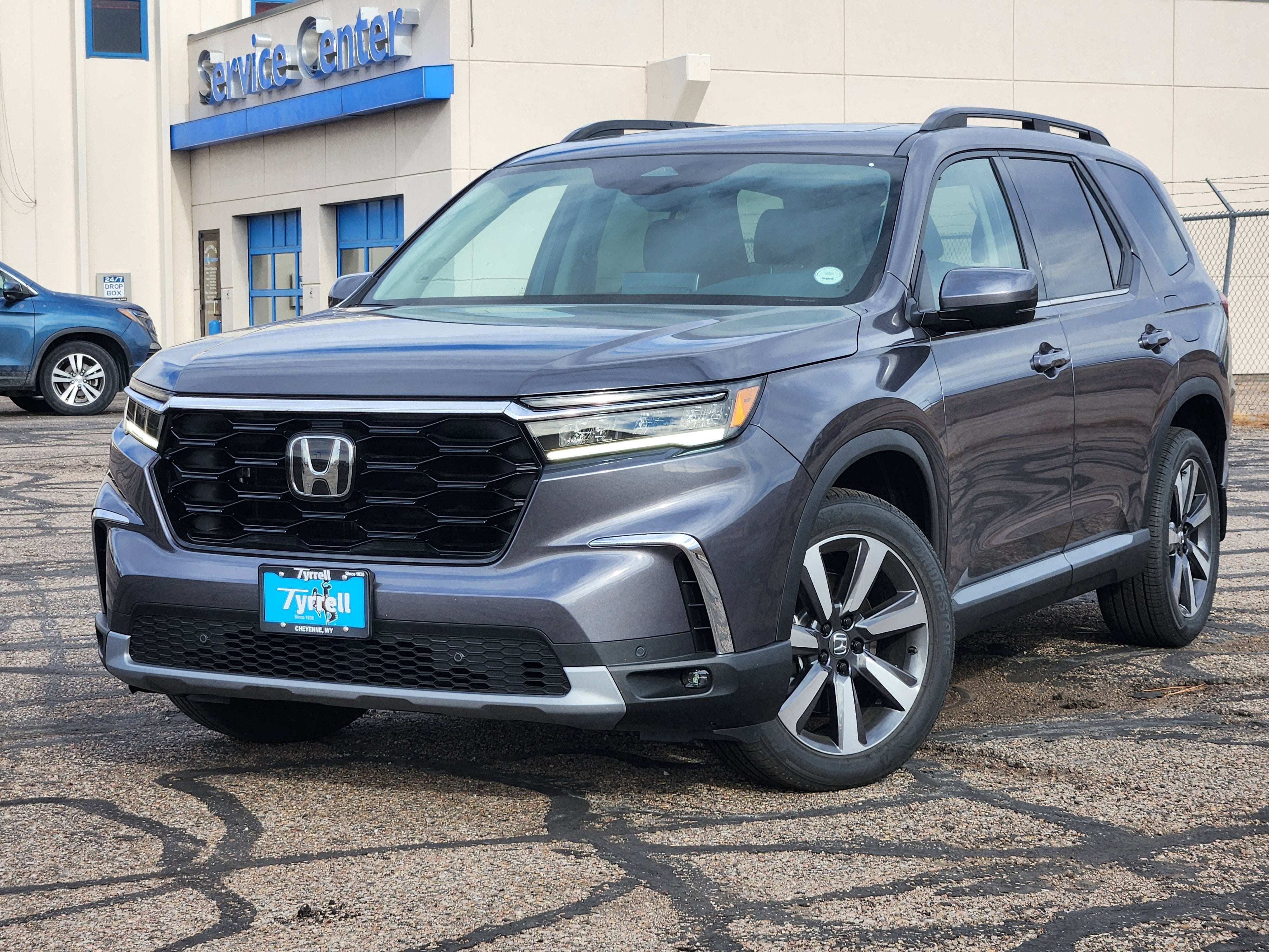 2025 Honda Pilot AWD Touring