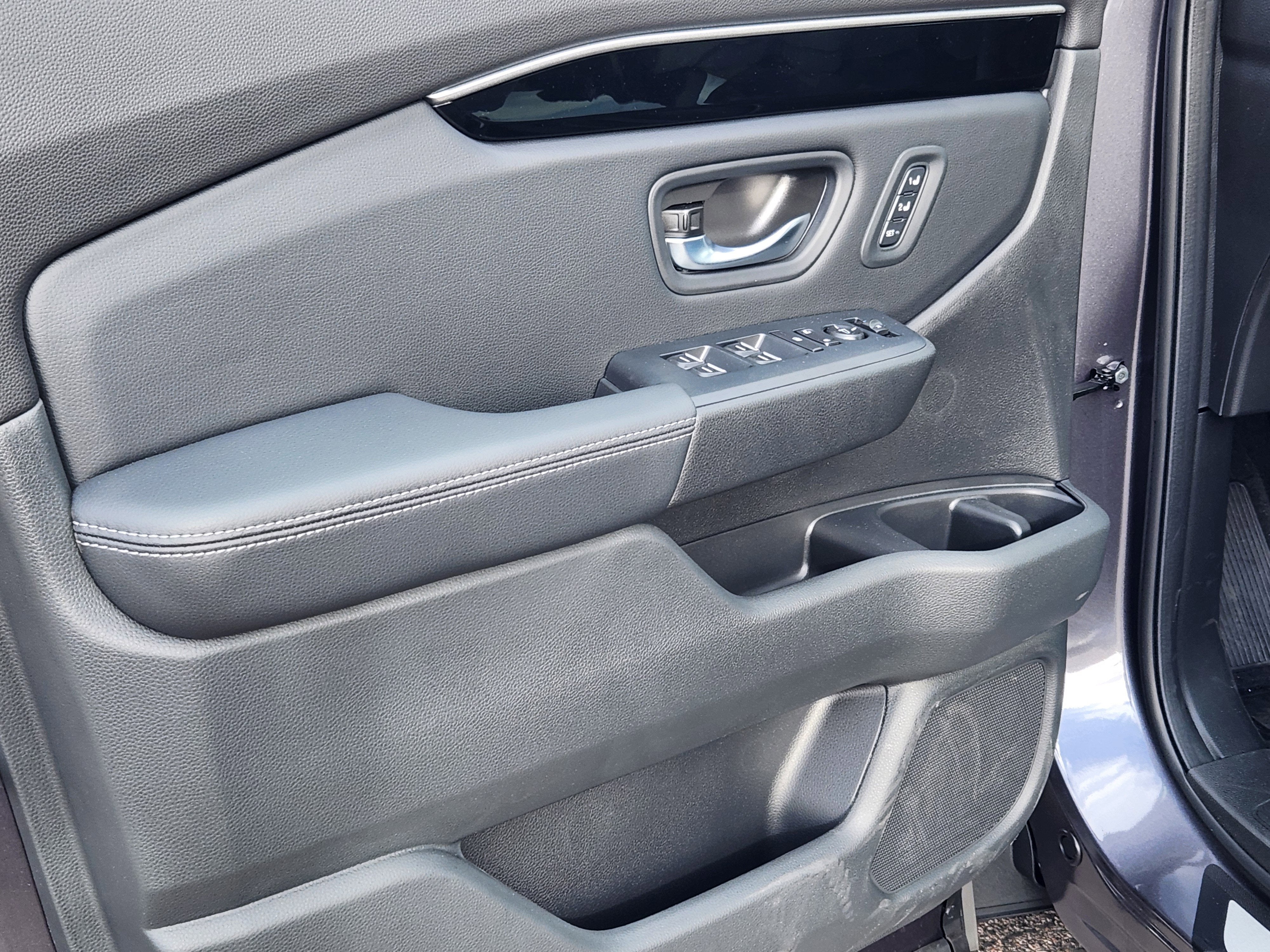 2025 Honda Pilot AWD Touring