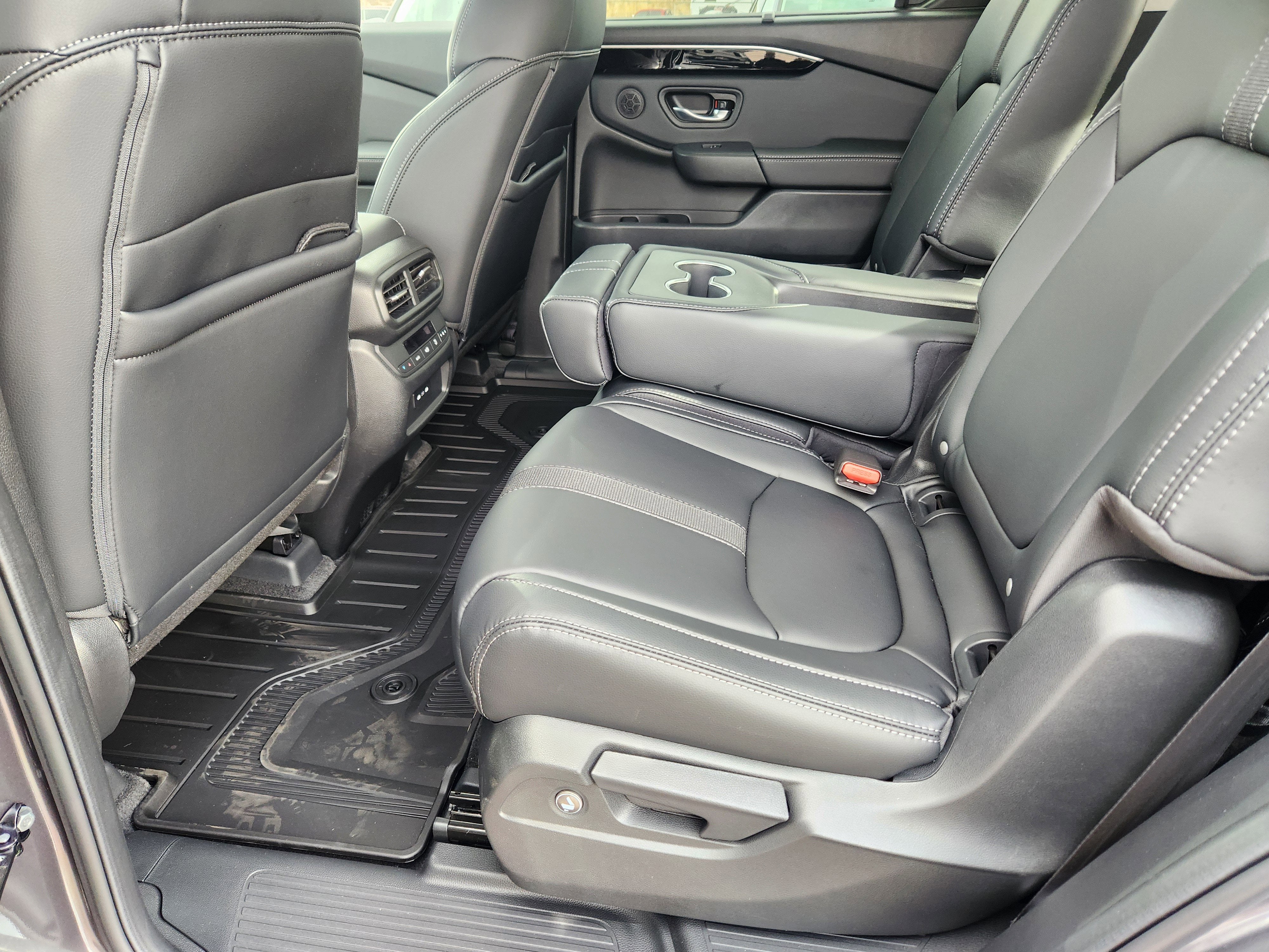 2025 Honda Pilot AWD Touring