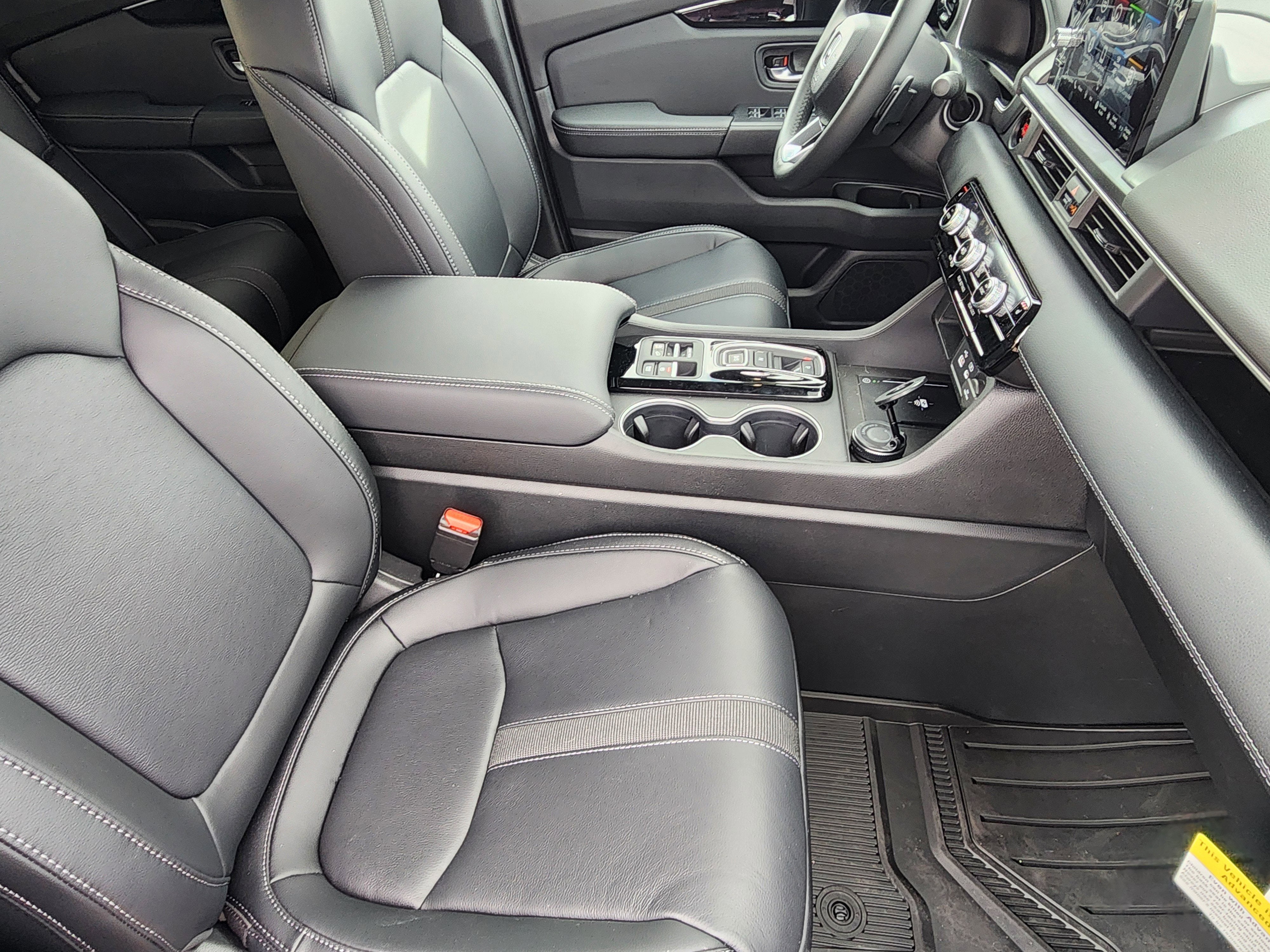 2025 Honda Pilot AWD Touring