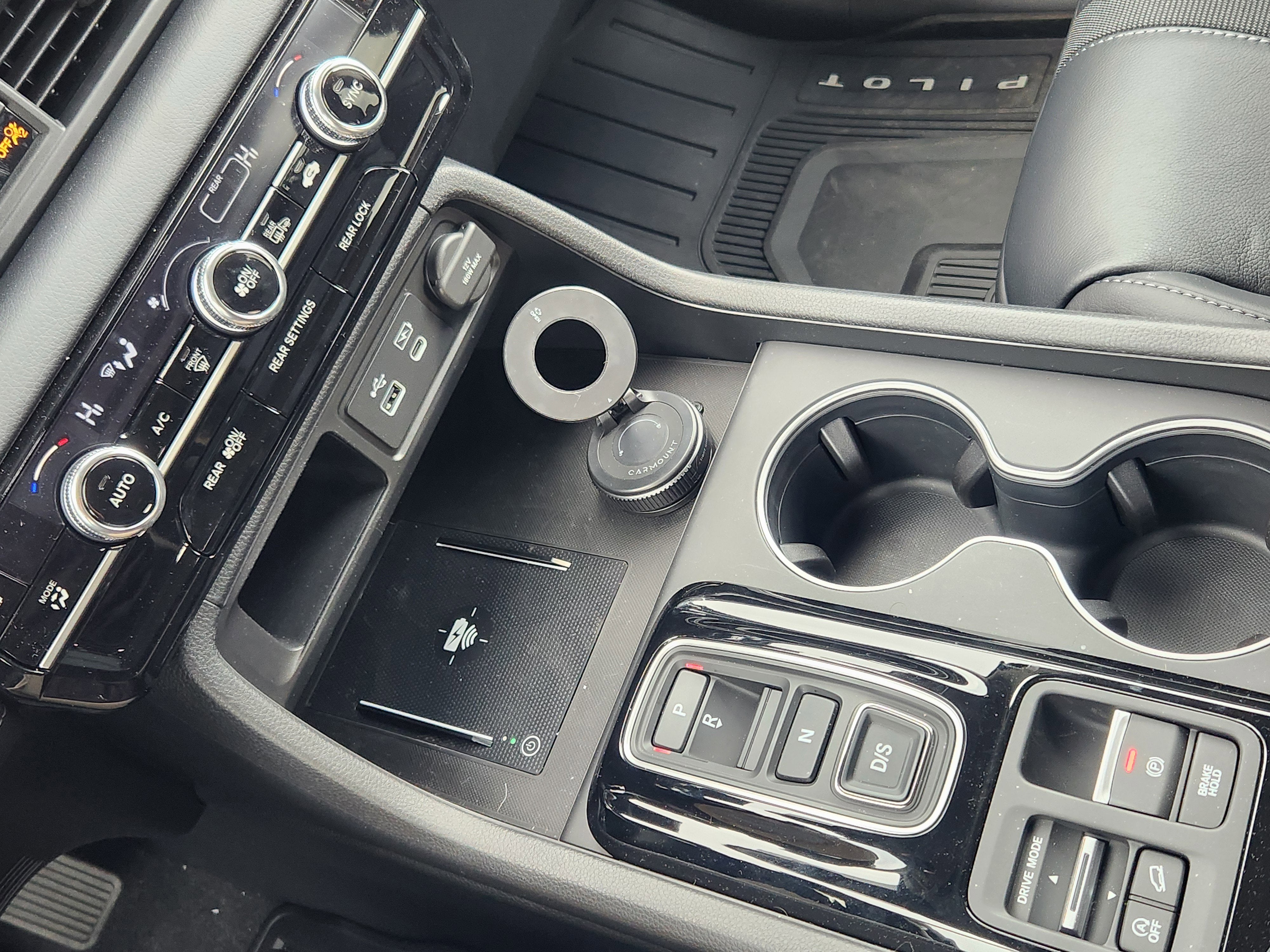 2025 Honda Pilot AWD Touring